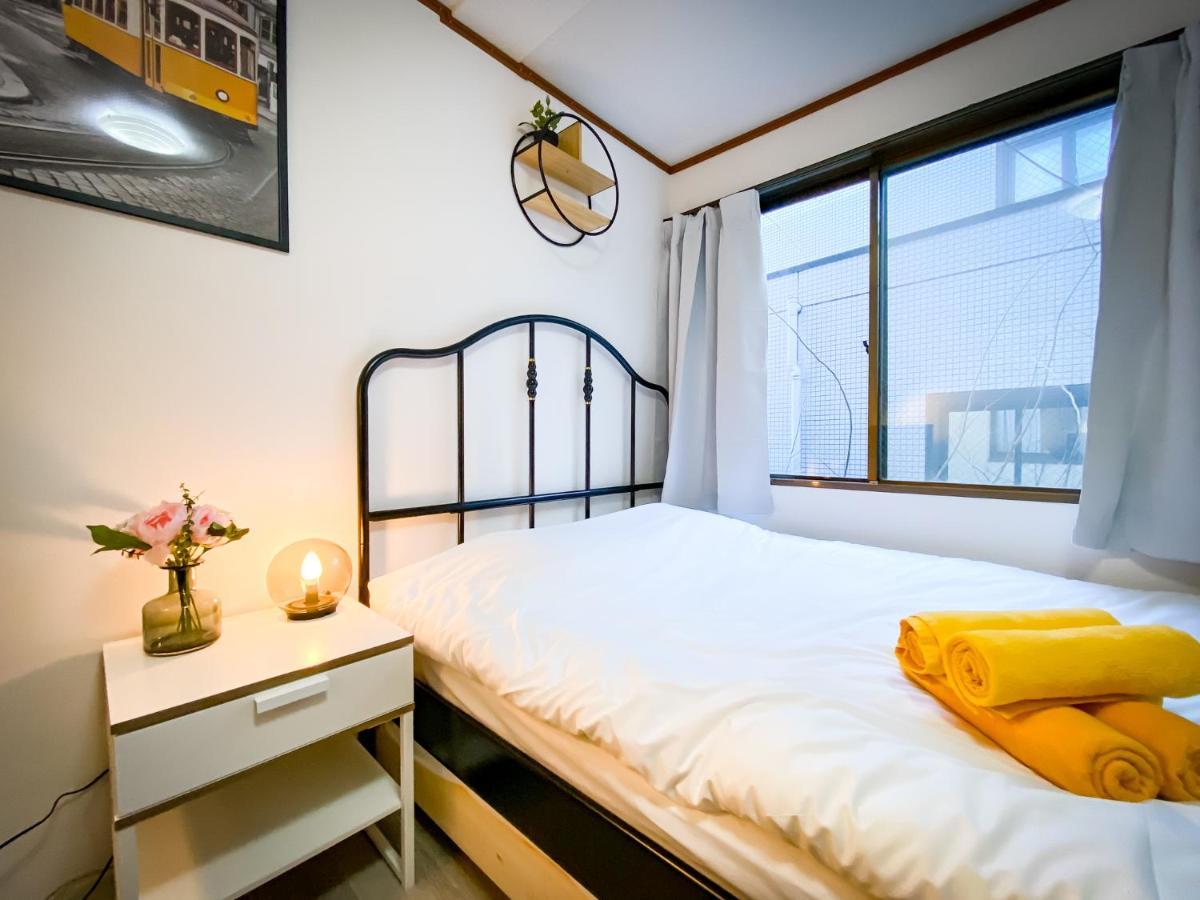 Holiday Anytel Shinjuku โตเกียว ภายนอก รูปภาพ